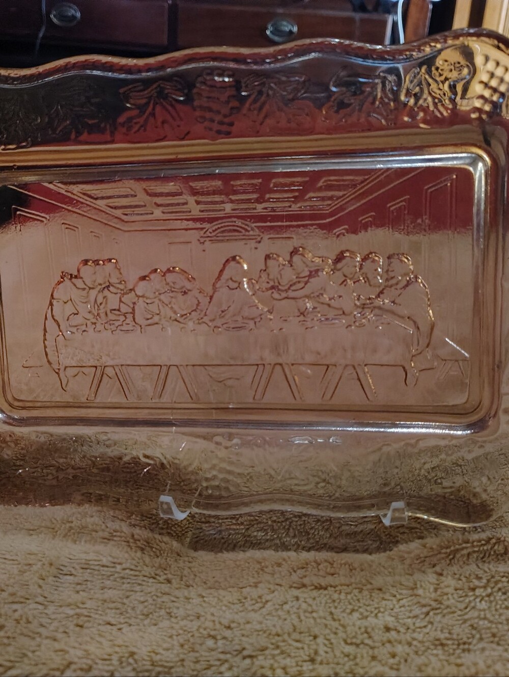 Embossed Glass Serving Tray with 'Last Supper' Motif - Rose Pink